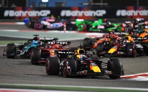 Верстапен прегази конкуренцията за старт на сезона във Формула 1