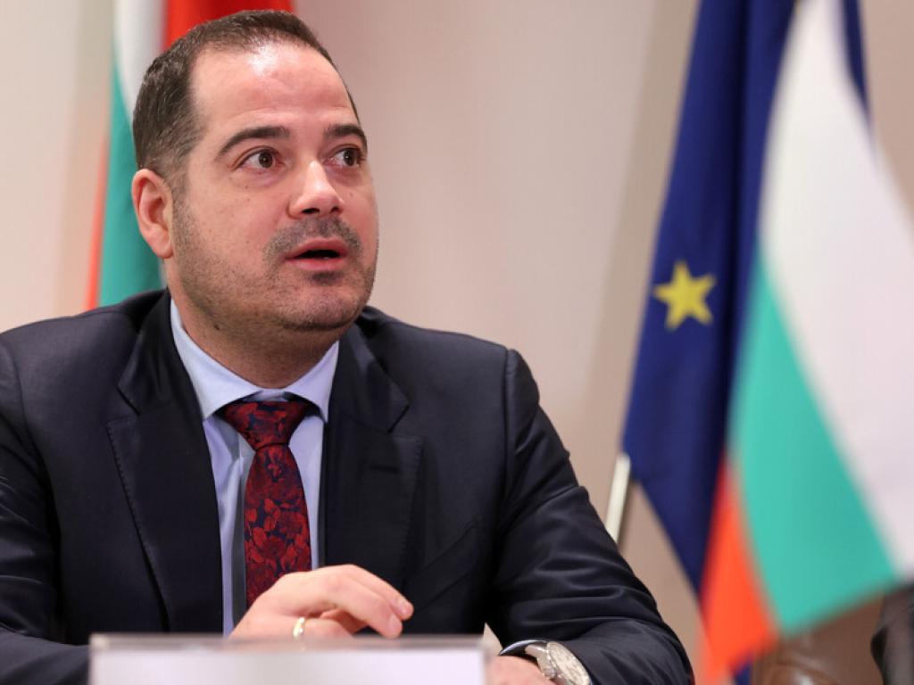 Министърът на вътрешните работи Калин Стоянов ще се срещне с представители