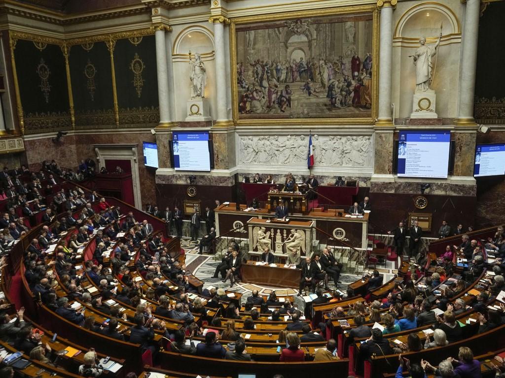 Франция стана днес първата страна в света, която изрично вписа