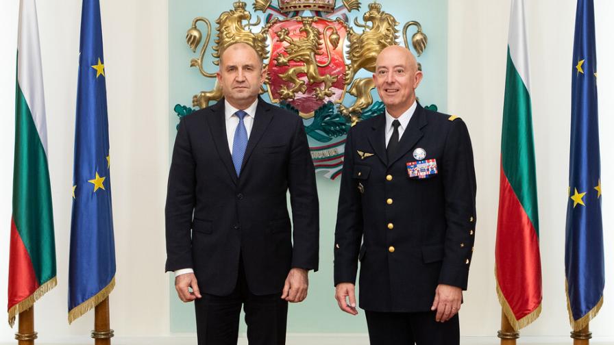 Румен Радев се срещна с върховен командващ от НАТО