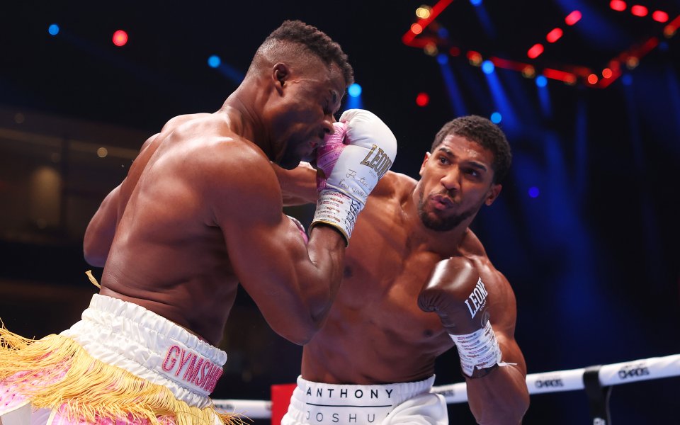 Photo of tape à l'oeil!  Anthony Joshua brûle Ngannou en deux rounds – combat – boxe
