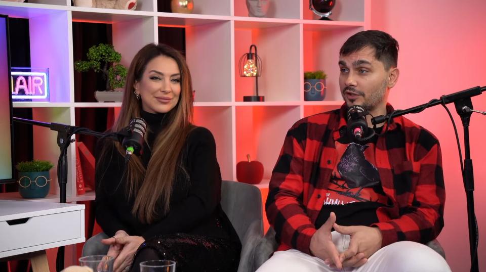  Един за различен 