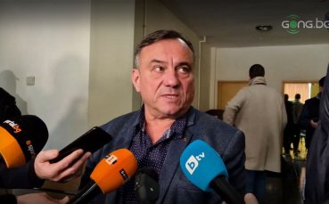 Новоизбраният президент на Българската федерация по вдигане на тежести Антон