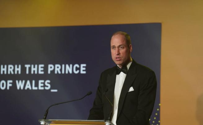 Принц Уилям почете покойната принцеса Даяна на церемония в лондонския Музей на науката
