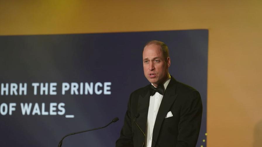 Принц Уилям почете покойната принцеса Даяна на церемония в лондонския Музей на науката