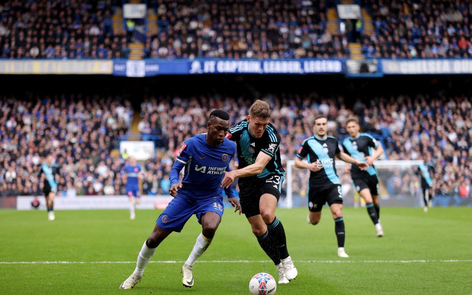 Челси и Лестър играят при резултат 1:0 в мач от 1/4