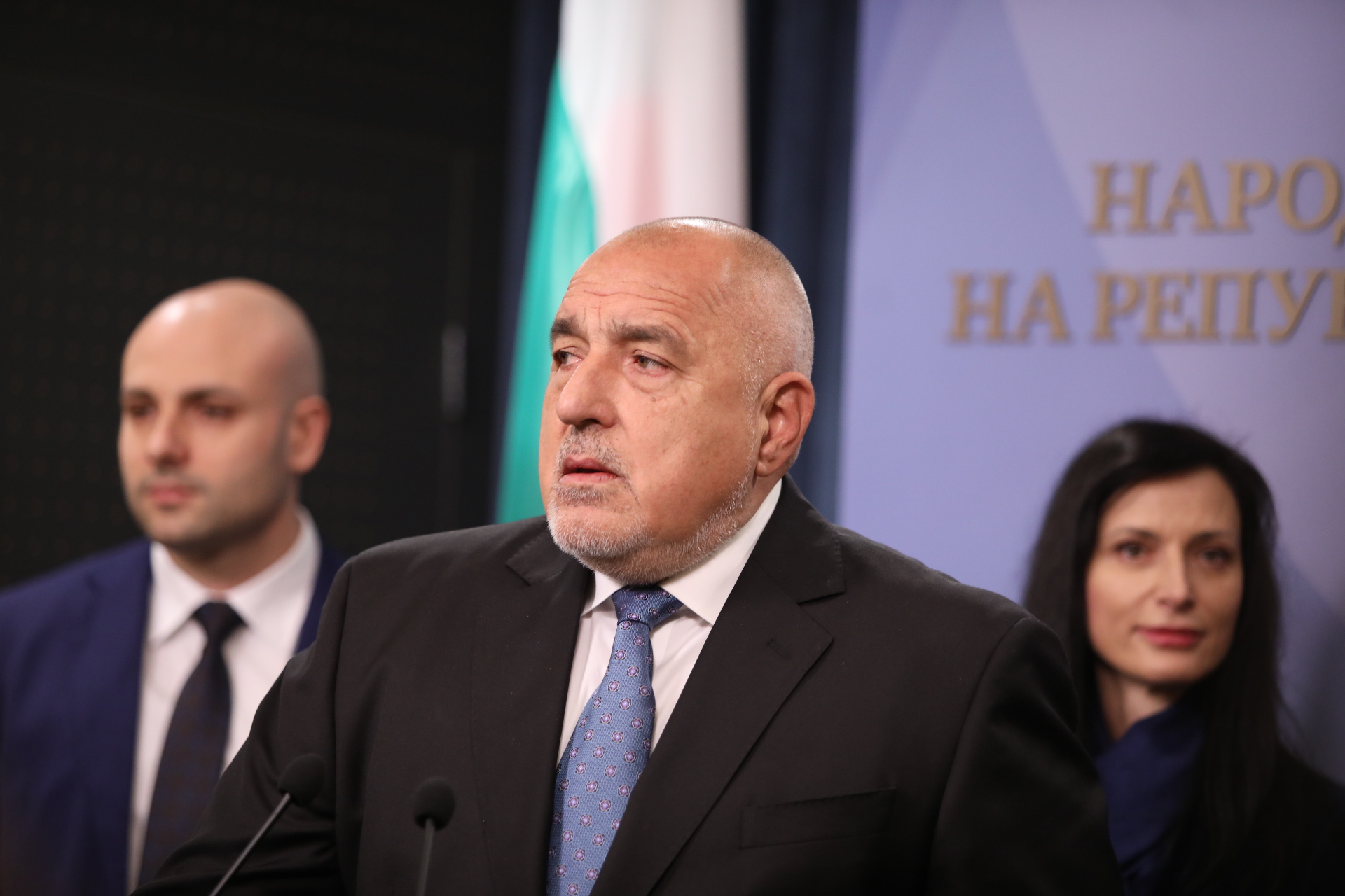 <p>ГЕРБ с извънреден брифинг в НС</p>