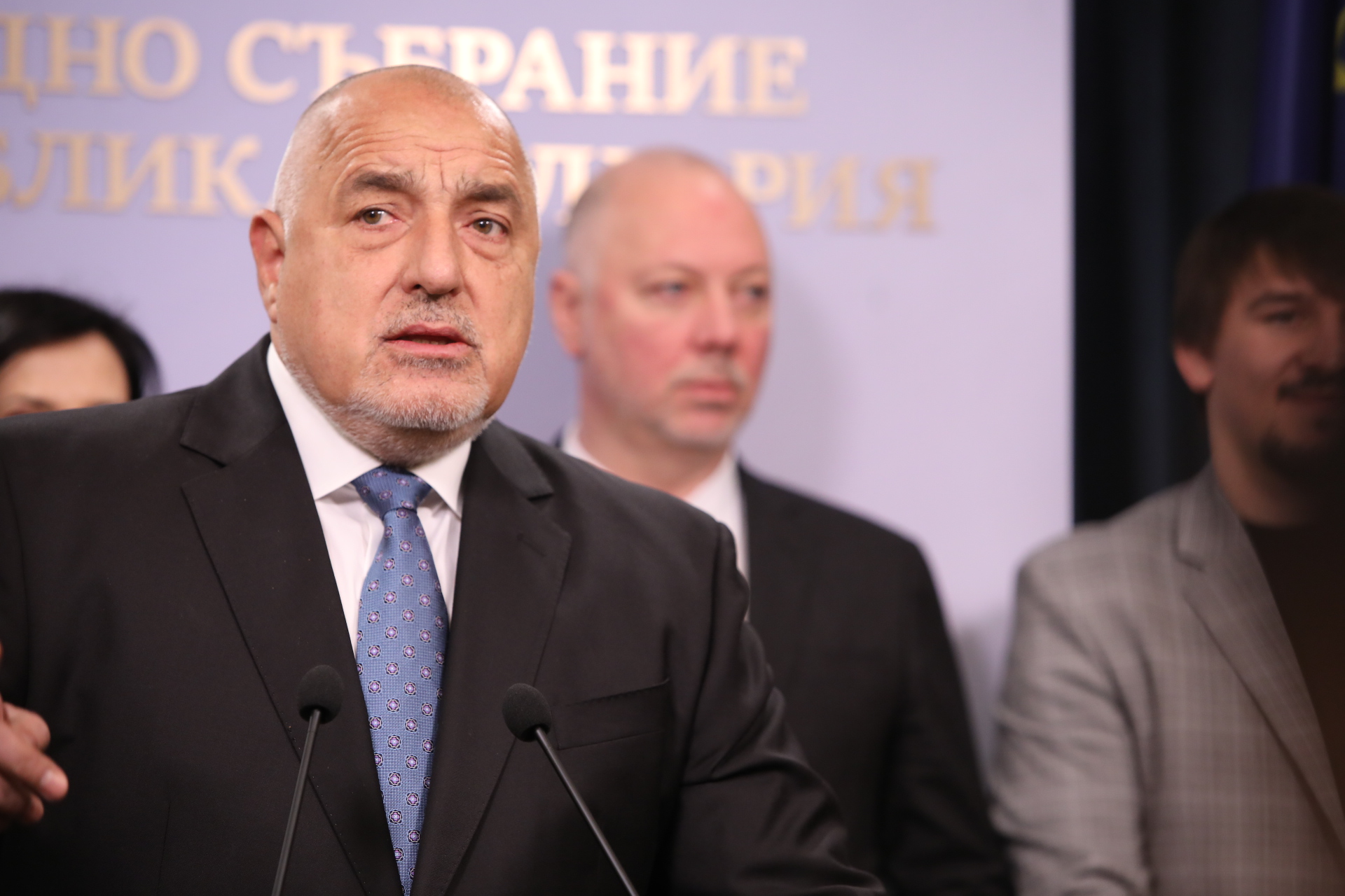<p>ГЕРБ с извънреден брифинг в НС</p>