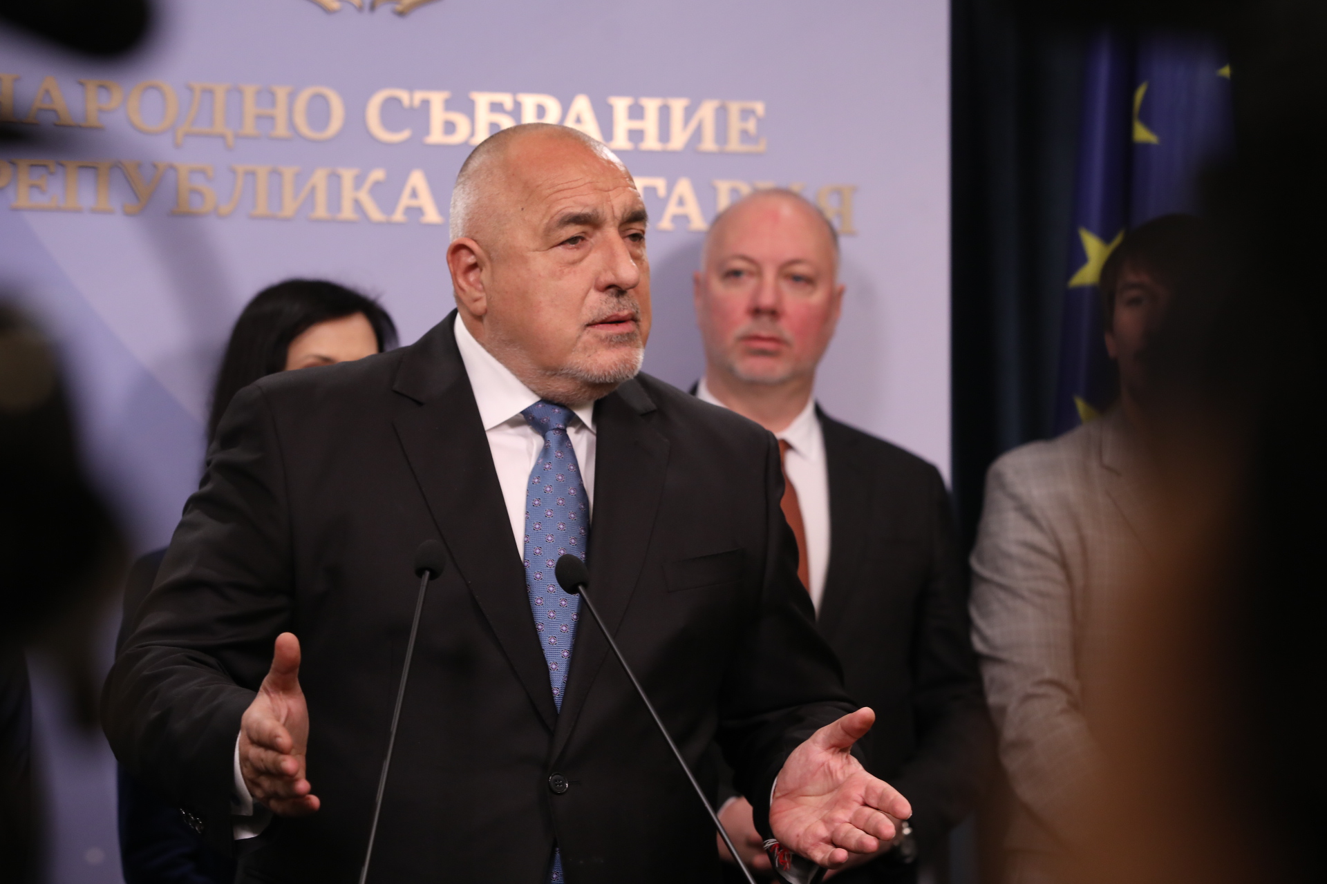 <p>ГЕРБ с извънреден брифинг в НС</p>
