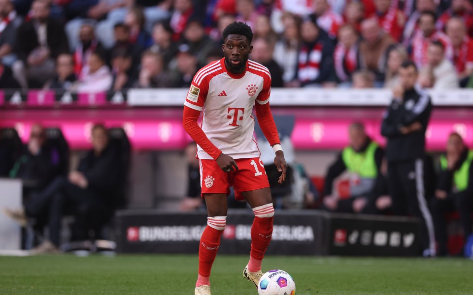 Защитникът на Байерн Мюнхен Алфонсо Дейвис е направил своя избор.