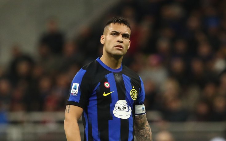 Челси готов да се пробва за капитана на Интер при провал с Осимен