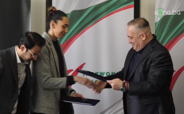 Кимиа Ализаде подписа договор, за да представя България на Олимпийските игри в Париж