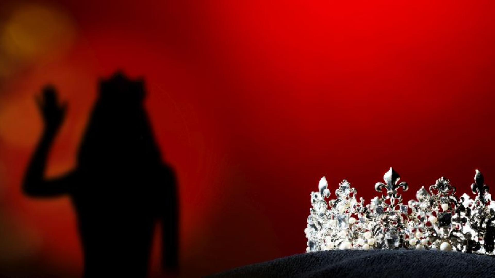 Бившата кралица на красотата Линдзи Шийвър се оказа в центъра