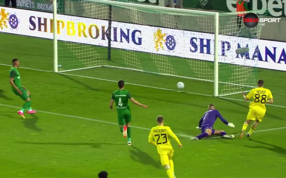 Левски стигна до изравнително попадение в дербито серщу Лудогорец в