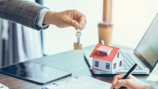 <p>Скъпо, по-скъпо, България: Жилищата почти удвоиха цената си за 5 години</p>