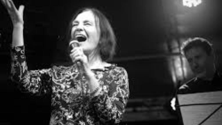  Ще познаете ли Йълдъз Ибрахимова през 80-те 