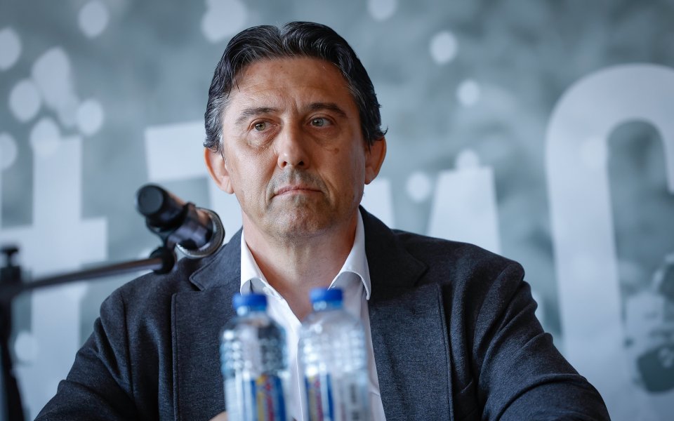 От Левски пуснаха официално юбилейната фланелка, с която трябва да