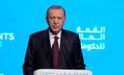 Старт на преговорите между турския президент и лидера на 