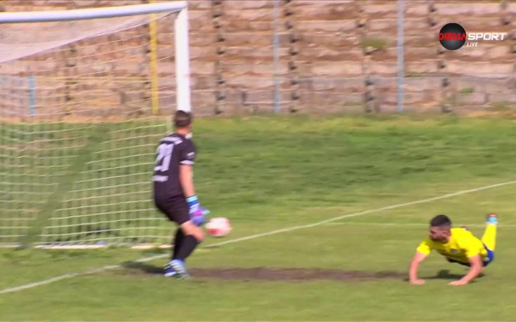 В рамките на минута Марица и Септември си размениха по една греда