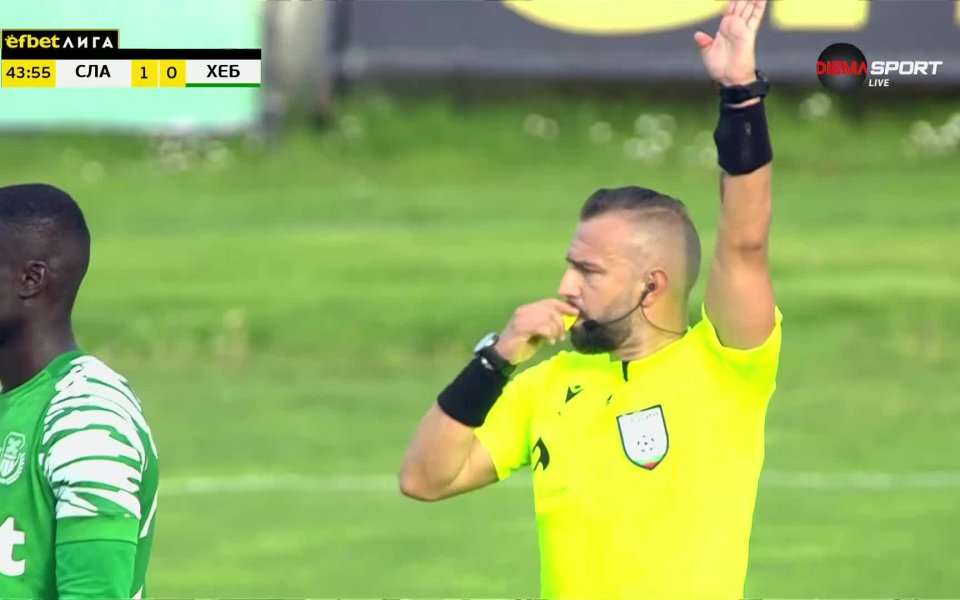 Съдията отмени попадение на Хебър при 1:0 в полза на
