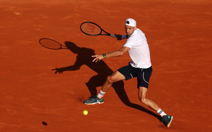 Григор Димитров загуби една позиция, но остава в топ 10