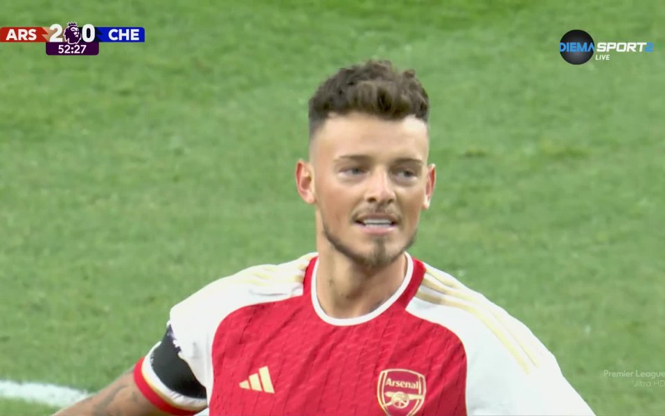 Напорът на Арсенал донесе резултата в 52-ата минута. Домакините изпълниха