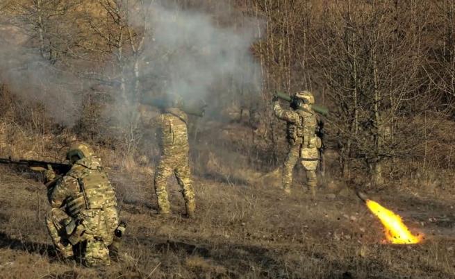 Русия твърди, че е превзела село в Донецка област