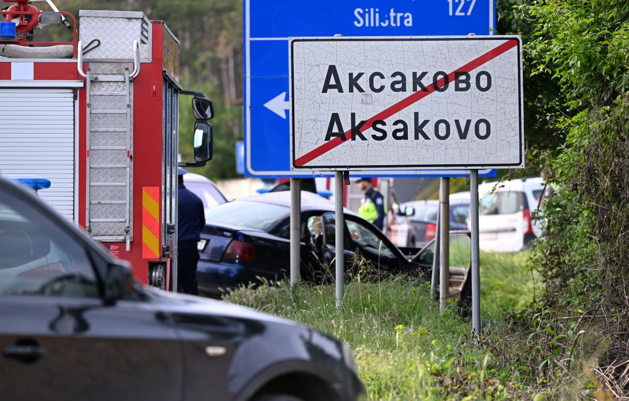 Автомобил на НСО, в който е пътувал съпредседателят на ПП Кирил Петков катастрофира. Това потвърдиха за NOVA от Националната служба за охрана. Инцидентът е станал в 17,30 часа на входа на село Аксаково.