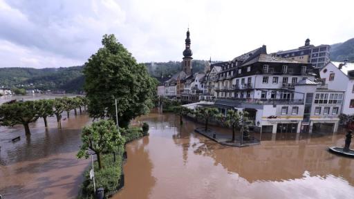 Бедствено положение в Германия, проливните дъждове взеха жертва