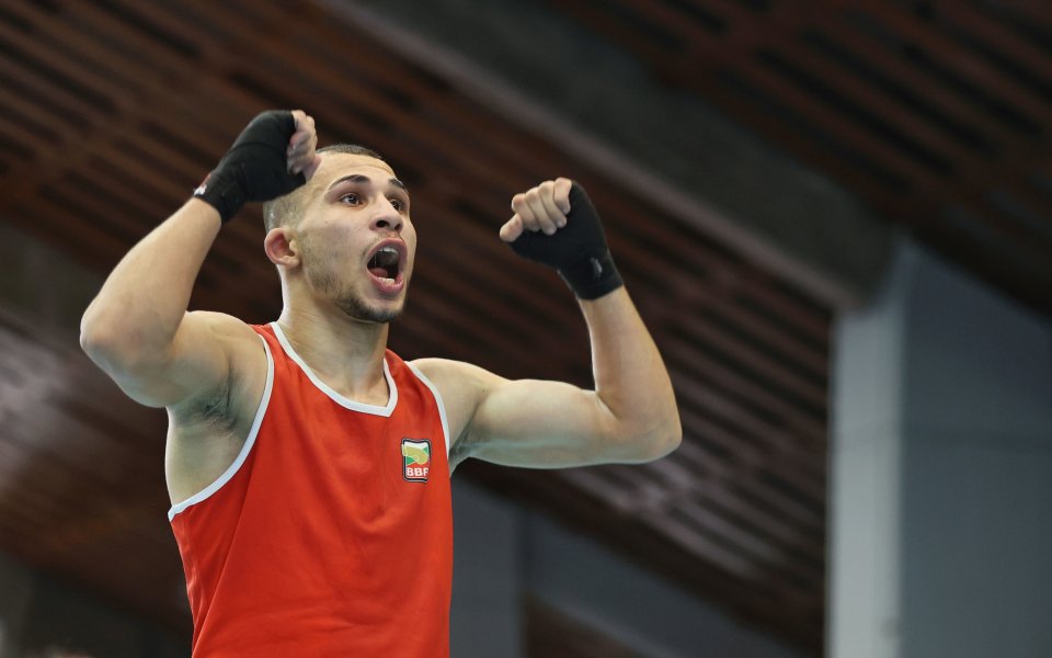 Радослав Росенов с втора победа на олимпийската квалификация в Банкок