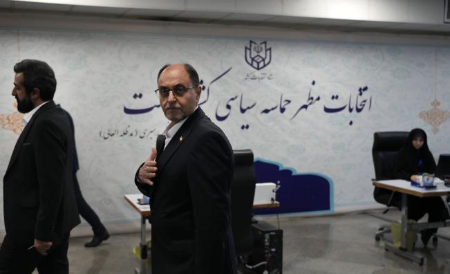 <p>Бивш офицер със санкции от САЩ е кандидат за президент в Иран</p>