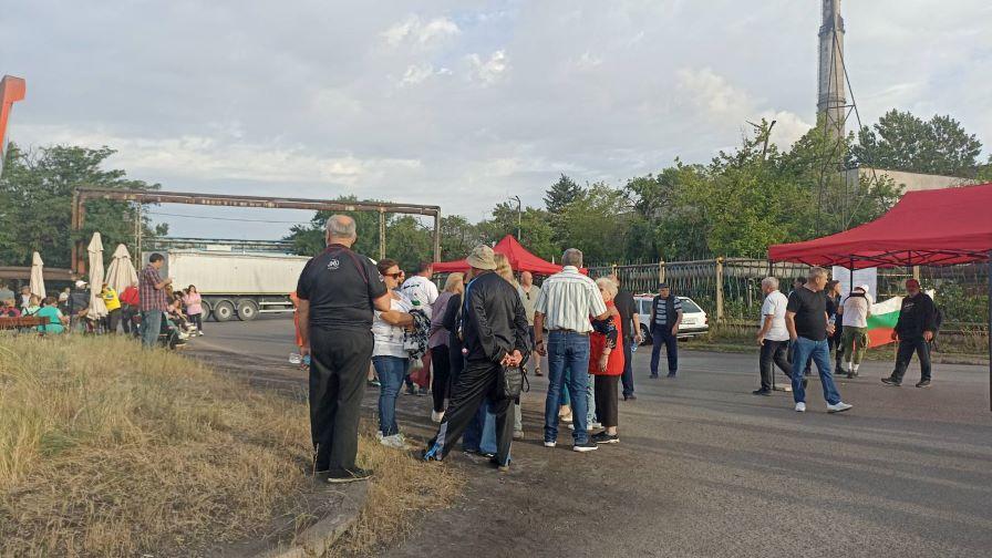 Протест затвори част от международен път край Гълъбово