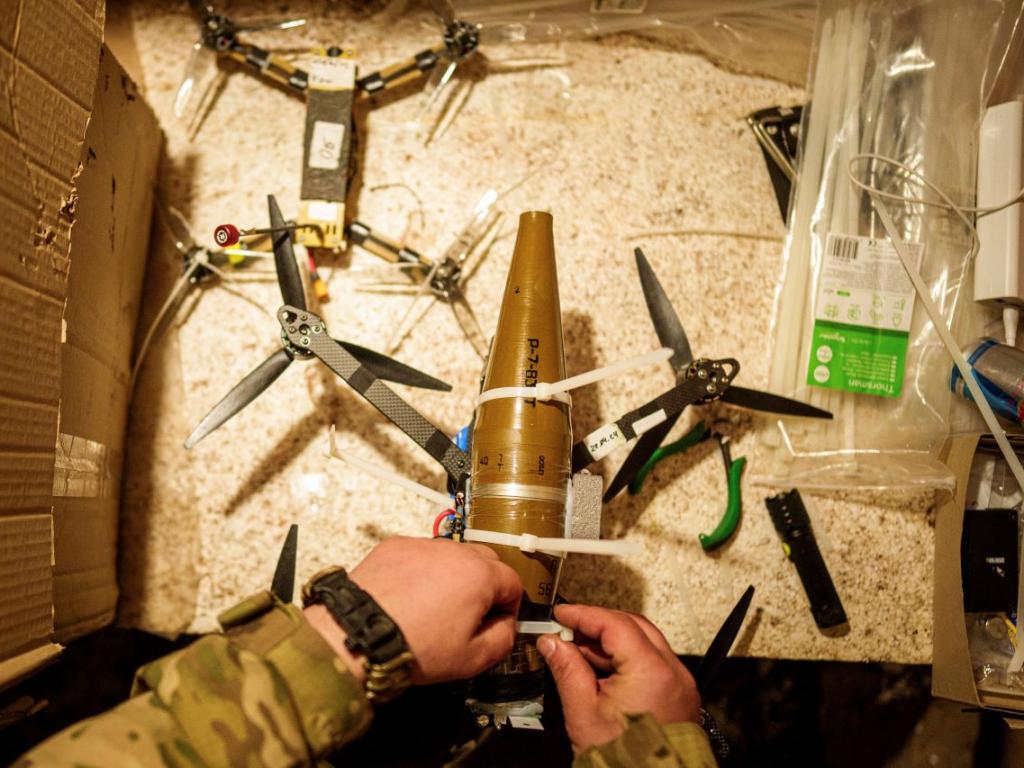 Руските сили атакуваха тази нощ Украйна с 27 ударни дрона