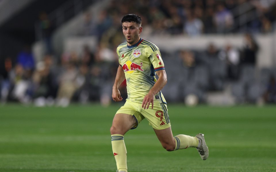 Халфът на американския тим Ню Йорк Ред Булс Люис Морган