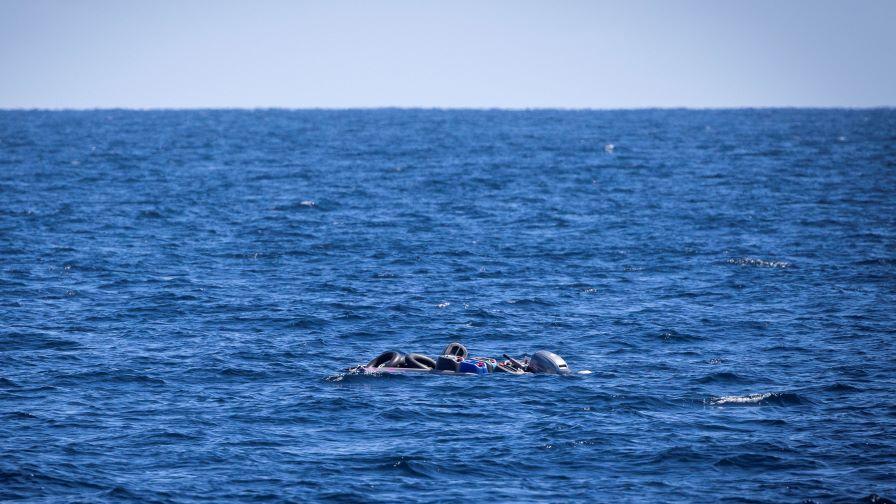 Откриха телата на 11 мигранти край бреговете на Либия