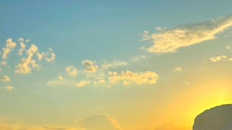  Лятото на Мария Игнатова след Един за различен 