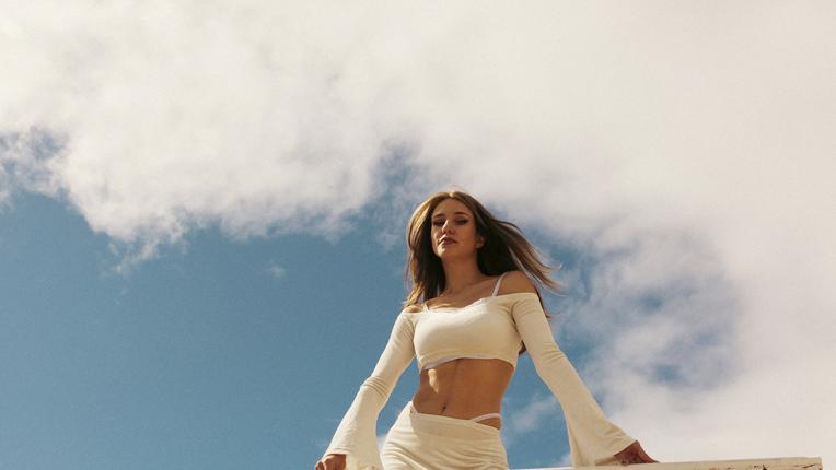  Мила Роберт и 