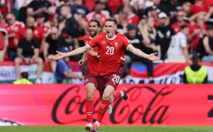 ГЛЕДАЙ НА ЖИВО: Унгария - Швейцария 0:2, страхотен гол на Ебишер