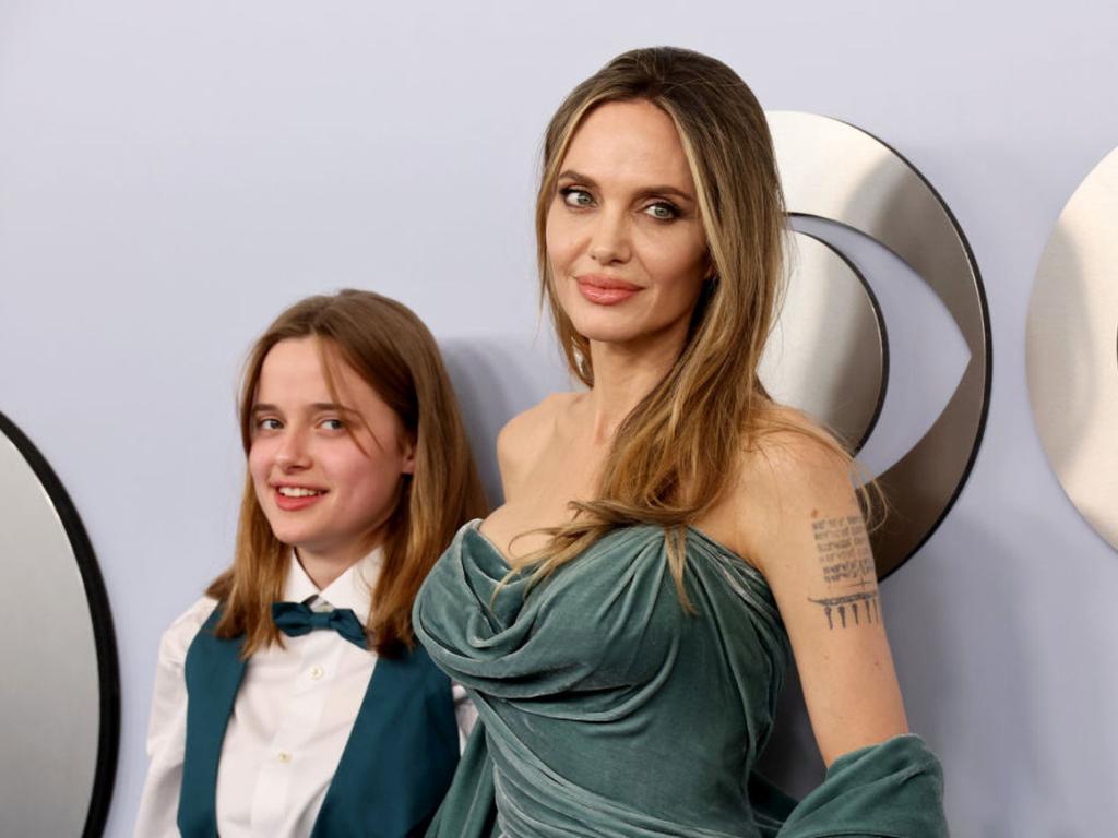 Анджелина Джоли и дъщеря ѝ Вивиен са едно стилно дуо 49 годишната актриса и нейното