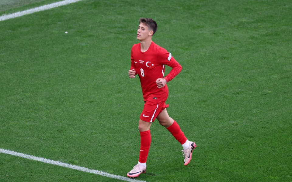 Националът на Турция Арда Гюлер стана най-младият играч, вкарал гол