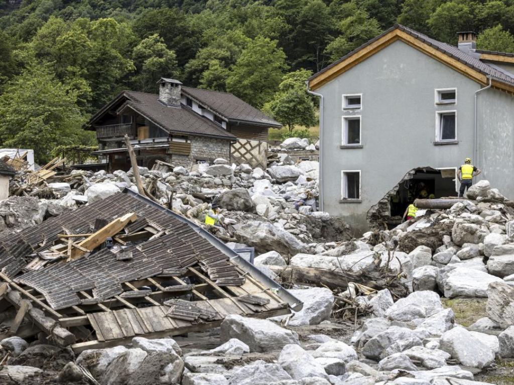 Гръмотевични бури и проливни дъждове причиниха наводнения в Швейцария близо