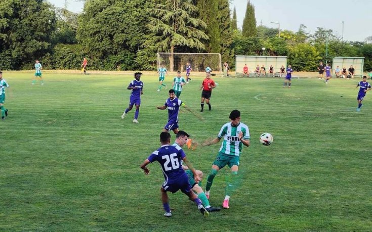 Берое и Етър се занулиха в контролна среща