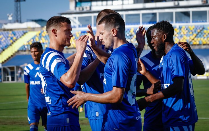 Левски с голово шоу в контрола