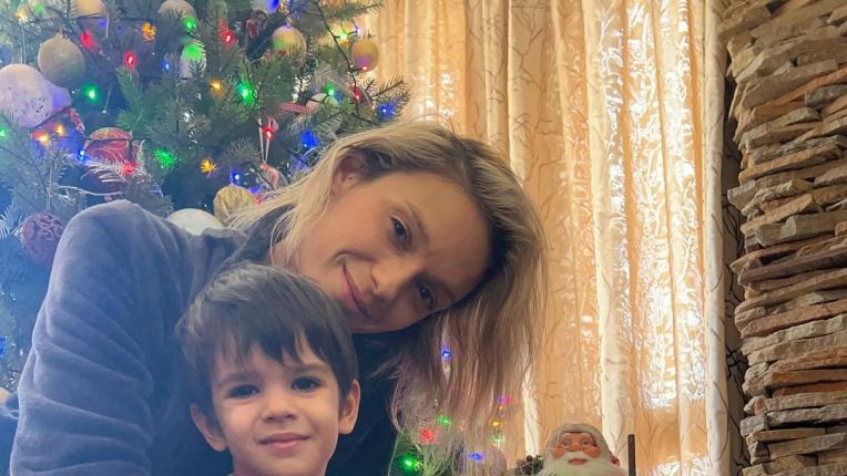 Вижте сладките моменти на Луиза Григорова и семейството ѝ