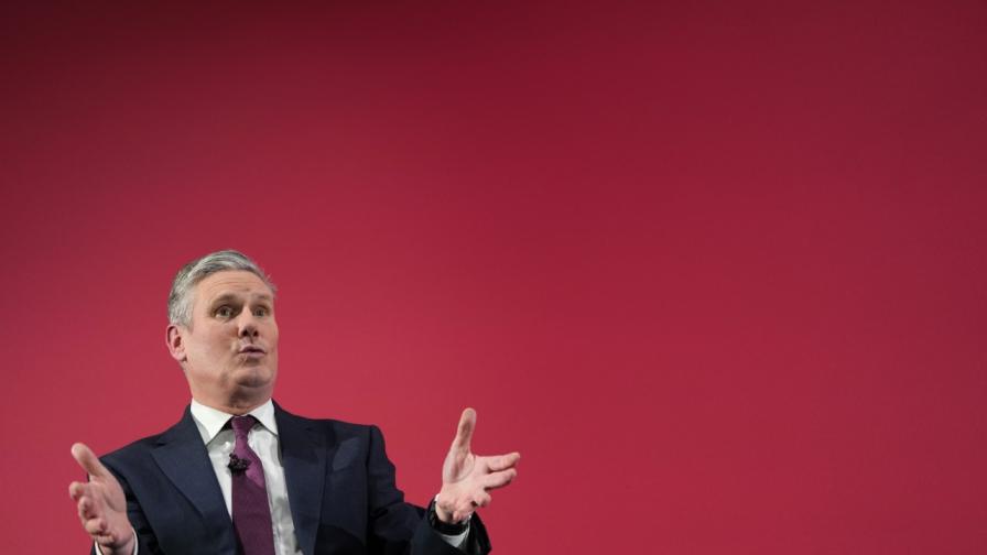 <p>Стармър: Пречим на Иран да се сдобие с ядрено оръжие</p>