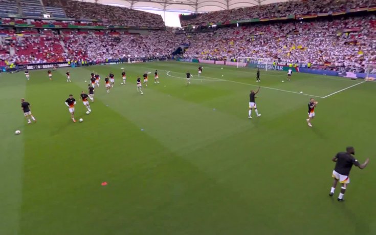 Испания и Германия загряват за големия сблъсък