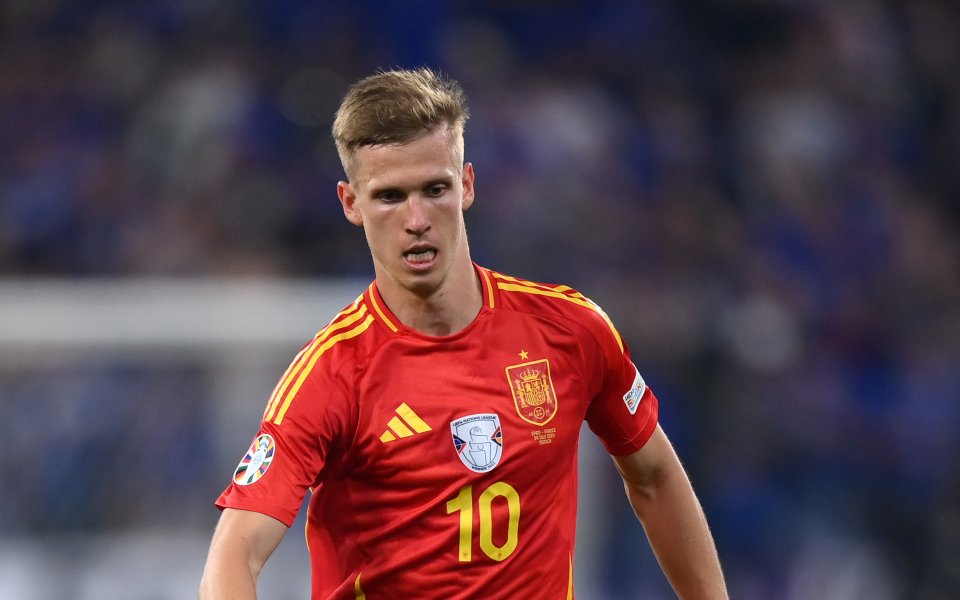 Испанският плеймейкър Дани Олмо е един от кандидатите за голмайсторския