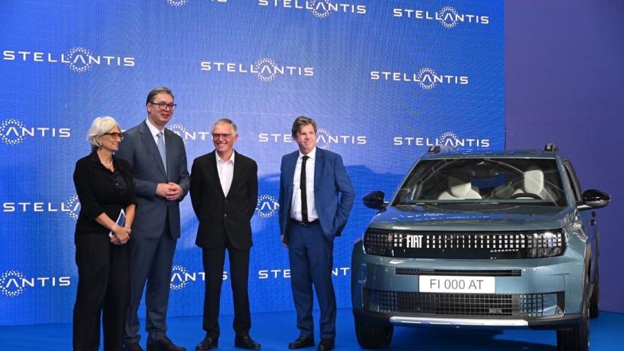 <p>Stellantis започна да прави електрически коли в Сърбия</p>