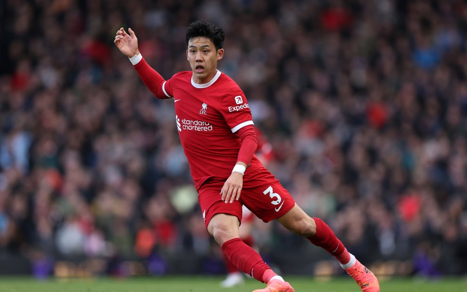 Халф на Ливърпул негодува заради малкото игрово време, което получава