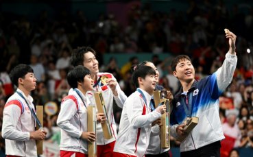 Селфи с участието на спортисти от Северна и Южна Корея